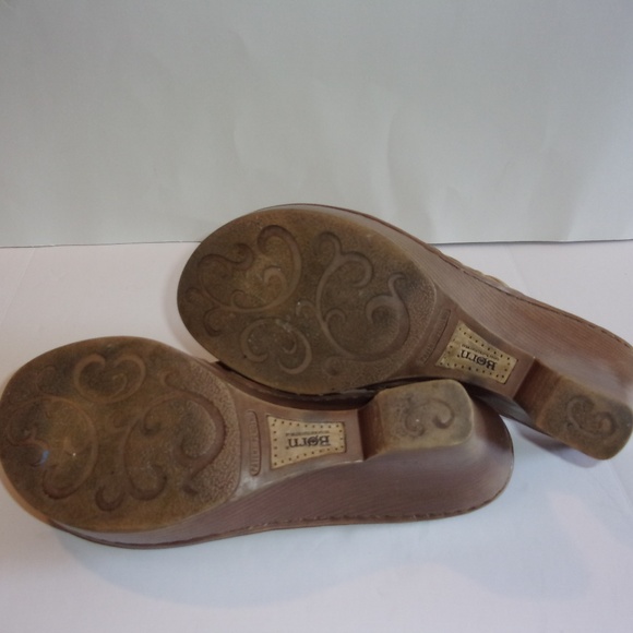 Born Clogs/Mules Slip-on - Picture 7 of 8